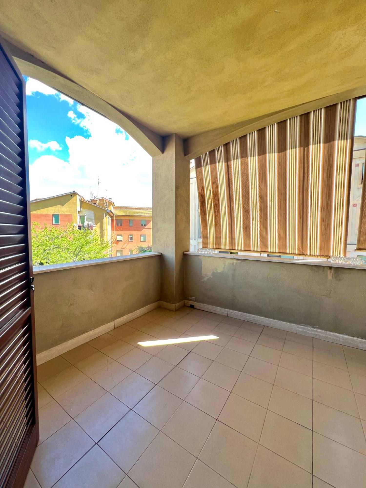 Appartamento Tra Il Borgo E Il Lago Ангуилара Сабация Екстериор снимка